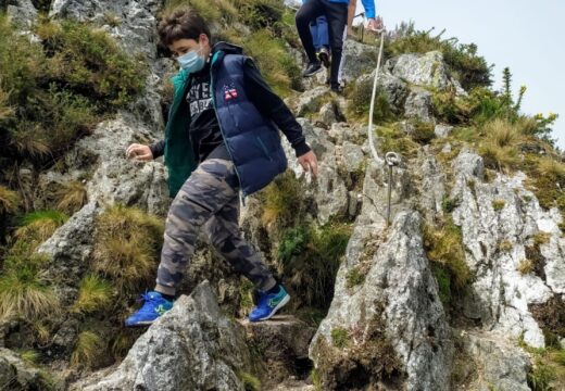 Máis de 50 persoas participaron nas visitas xeolóxicas ao Pico Sacro
